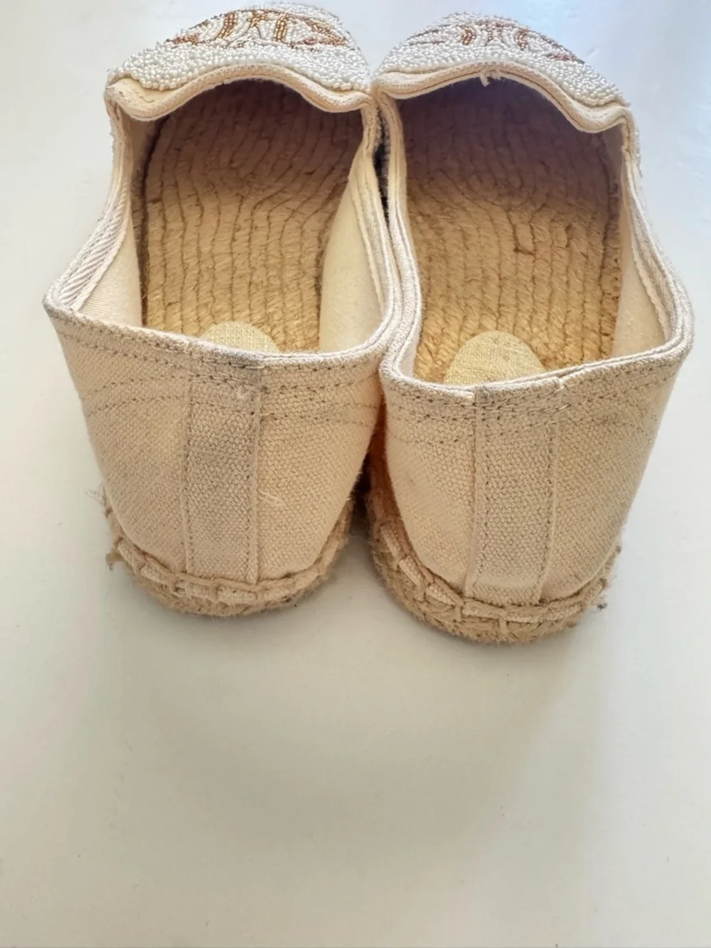 Tiana Gold & White Embellished Slip-On Flats Espadrille size 9